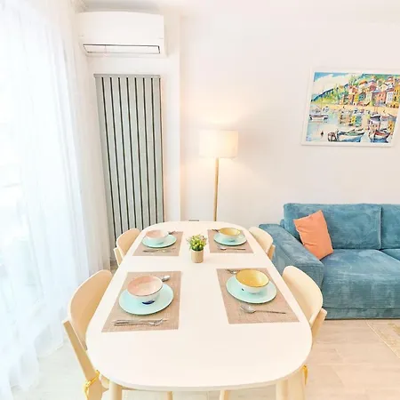 Blacksearama Apartment- Spa, Pools And Parking Apartment